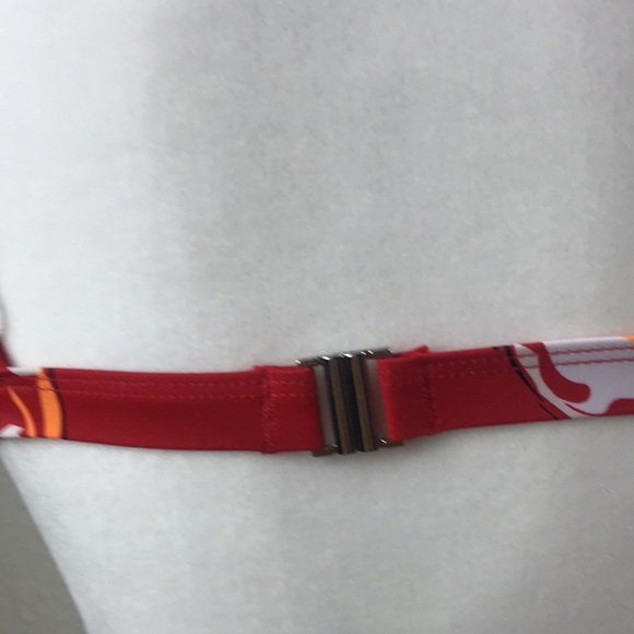 Women's Cupshe Bikini Set High Waisted Twist Hook  Set of 2 Swimsuit Size Medium - Picture 5 of 6